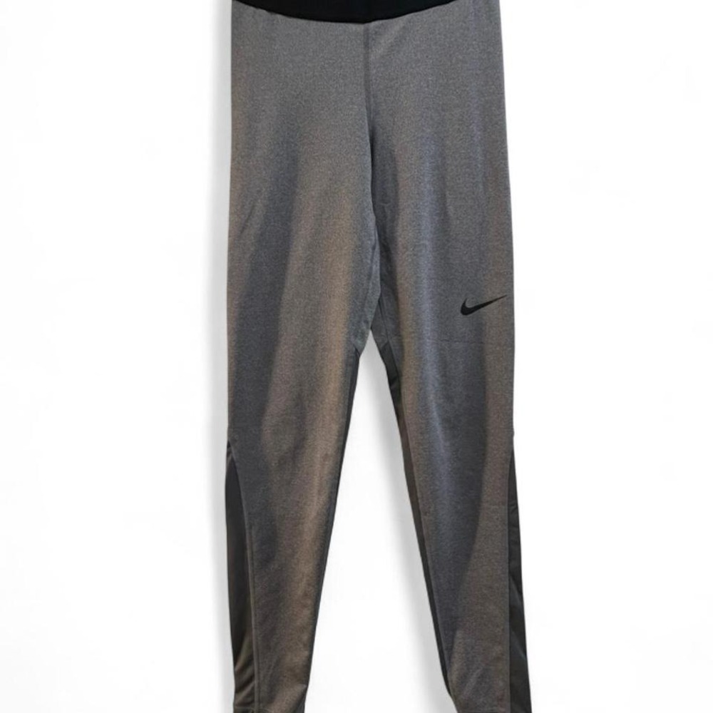 NIKE PRO Womens Training Capri Tights, Athletic Gym Leggings - Gray, Size Small